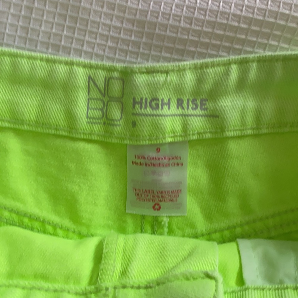 100% cotton denim shorts, brand new size 9 or 13 - Picture 2 of 6